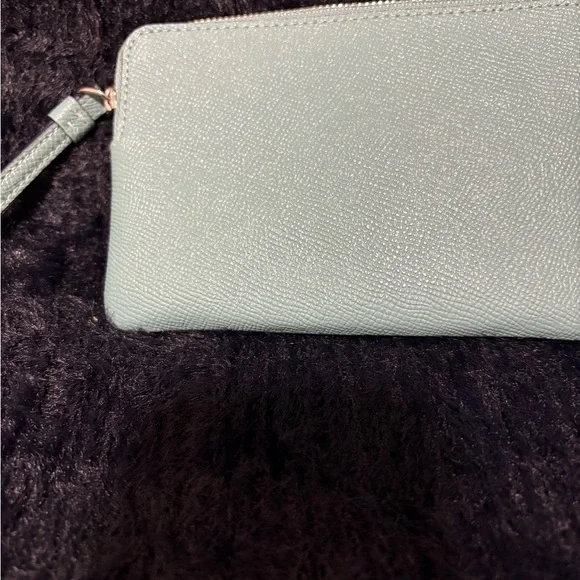 Coach Corner Zip Wristlet, NWOT - Picture 2 of 8